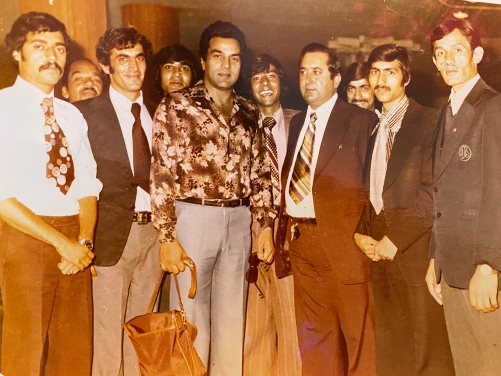 Atta Arghandiwal with Dharmendra and others at Hotel Inter-Continental.
